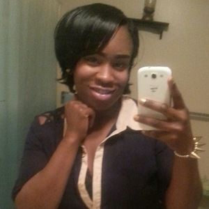 Meet your Posher, Ronisha